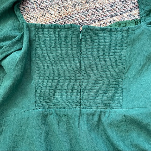 NWT Aritzia Delilah Long Sleeve Dress, M - Picture 4 of 10